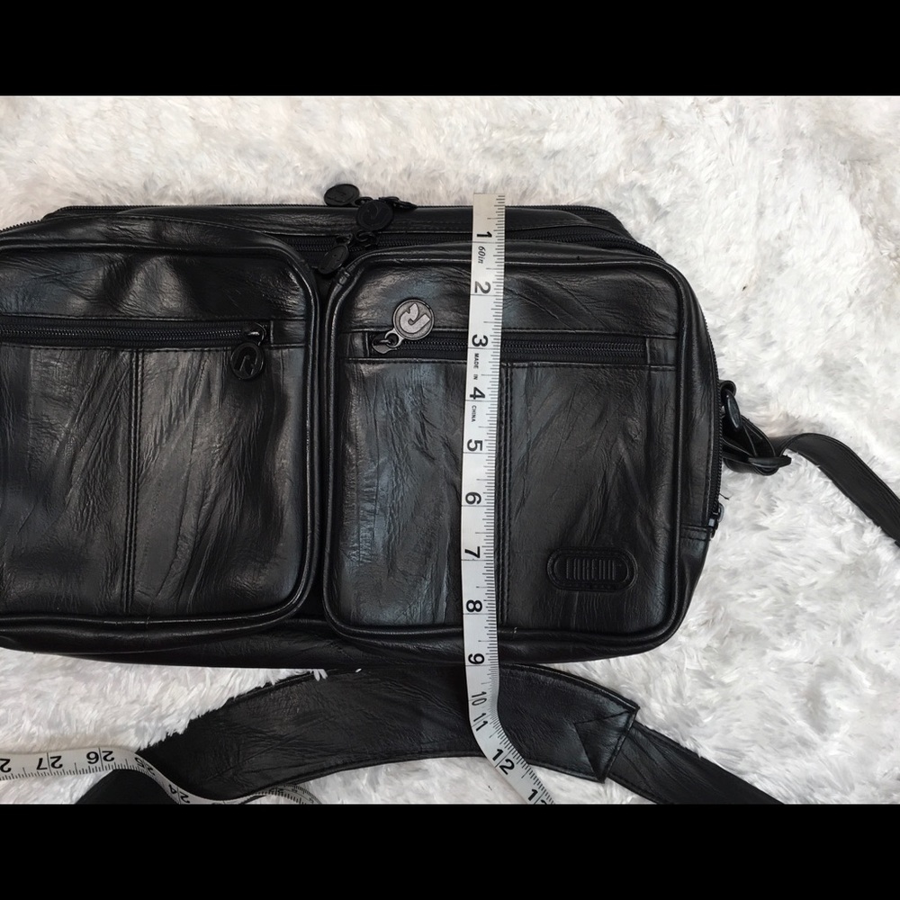 Laredo Messenger/Camera Multi Compartments Bag - image 7